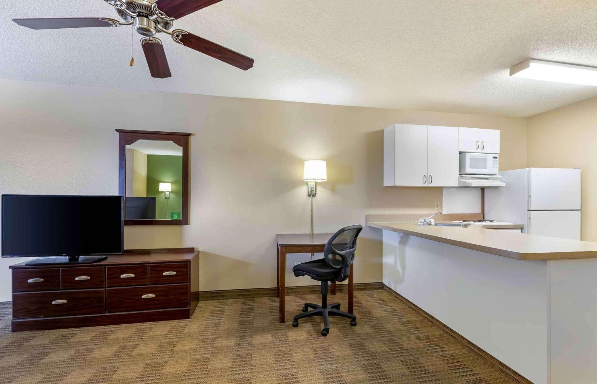 Extended Stay America Select Suites - Des Moines - Urbandale Clive Exteriér fotografie
